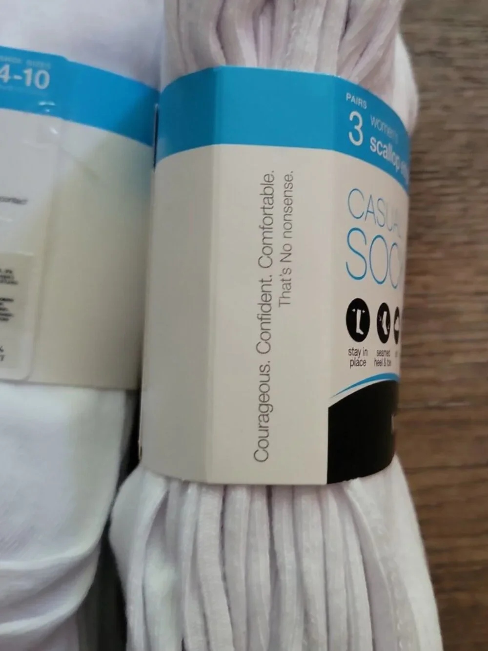No nonsense Women's Scallop Edge Pointelle Casual Sock 4-10 White - 9 Pair Total